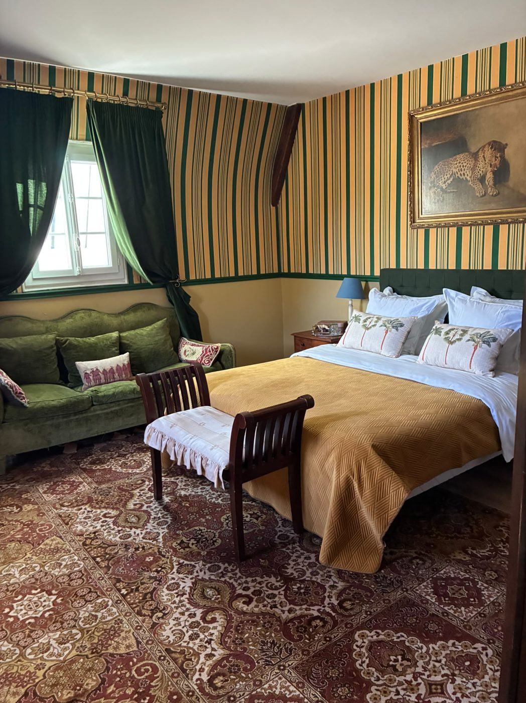 Hunting lodge accommodation